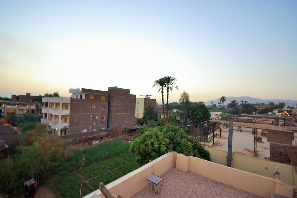 Pyramids Luxor Hotel & Spa Екстериор снимка