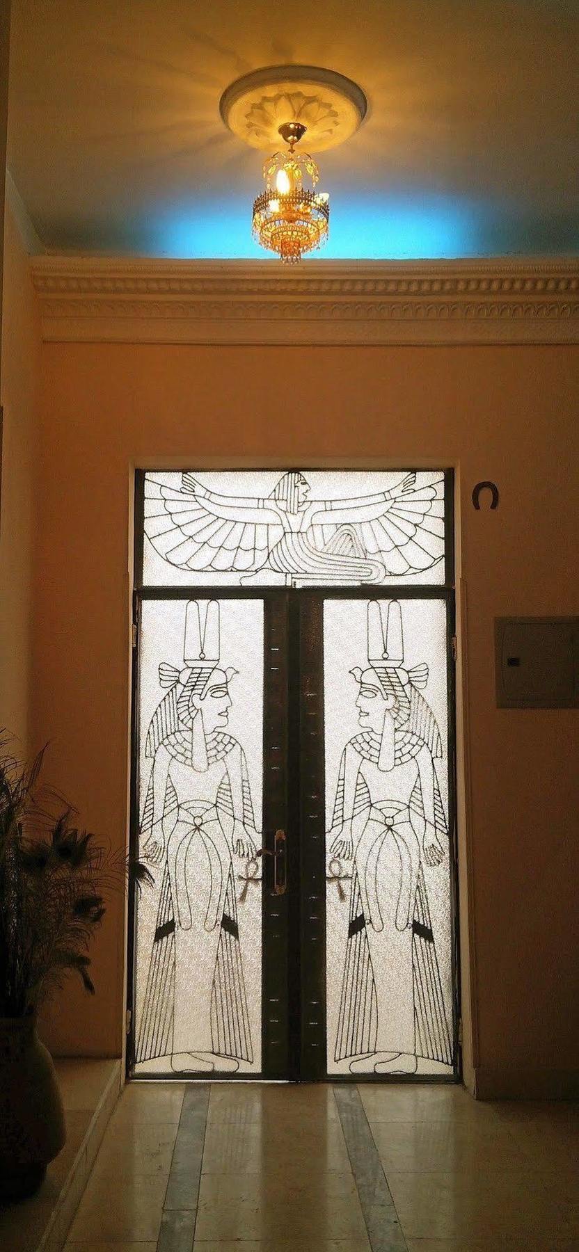 Pyramids Luxor Hotel & Spa Екстериор снимка