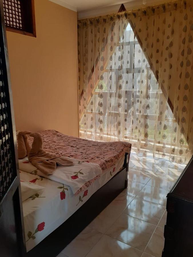 Pyramids Luxor Hotel & Spa Екстериор снимка